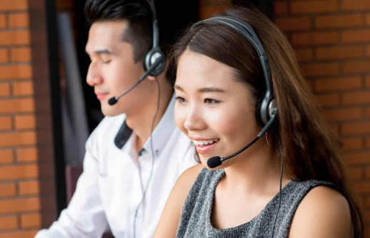 Virtual Assistant working